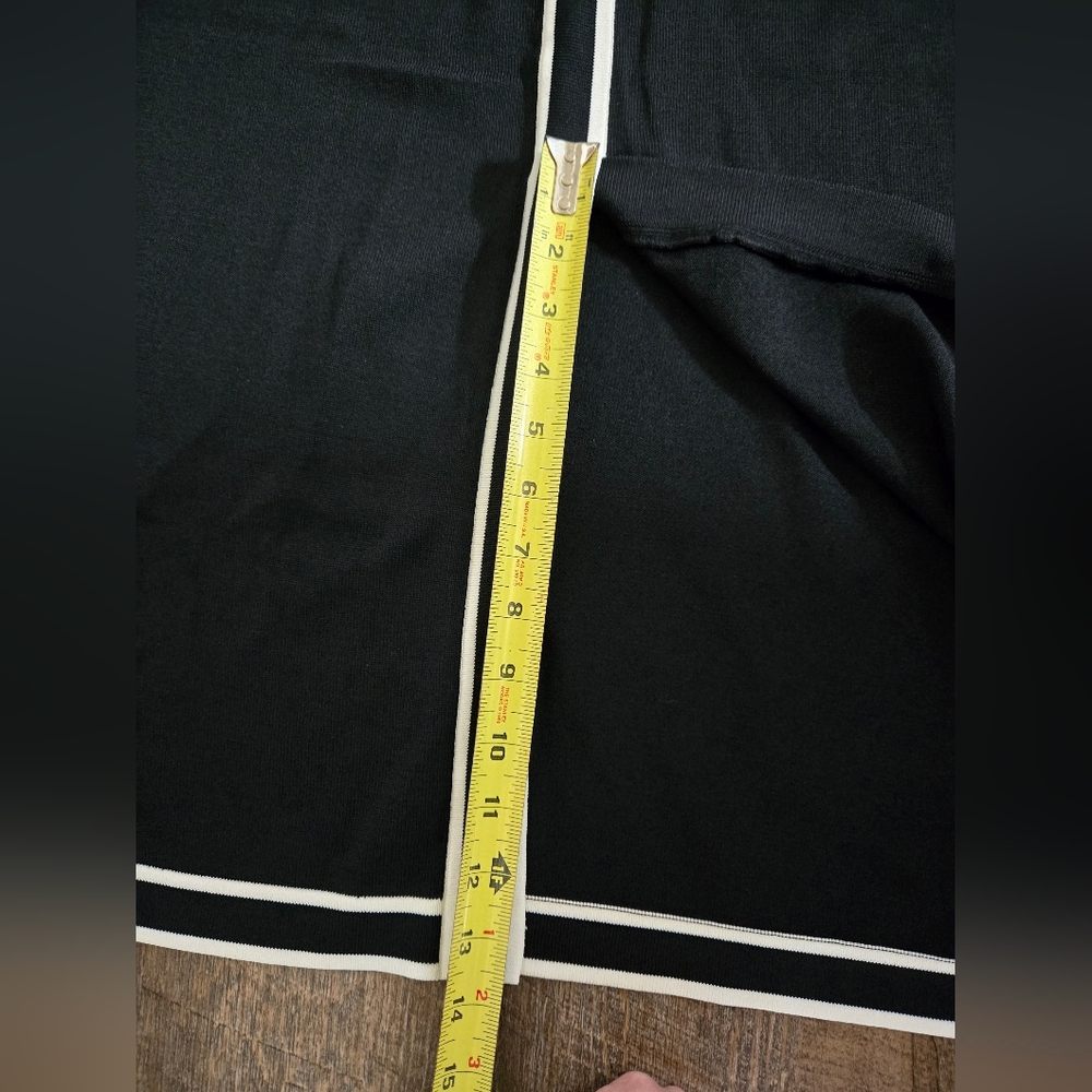 Eva Mendes Sweater Skirt, Medium - Picture 9 of 11